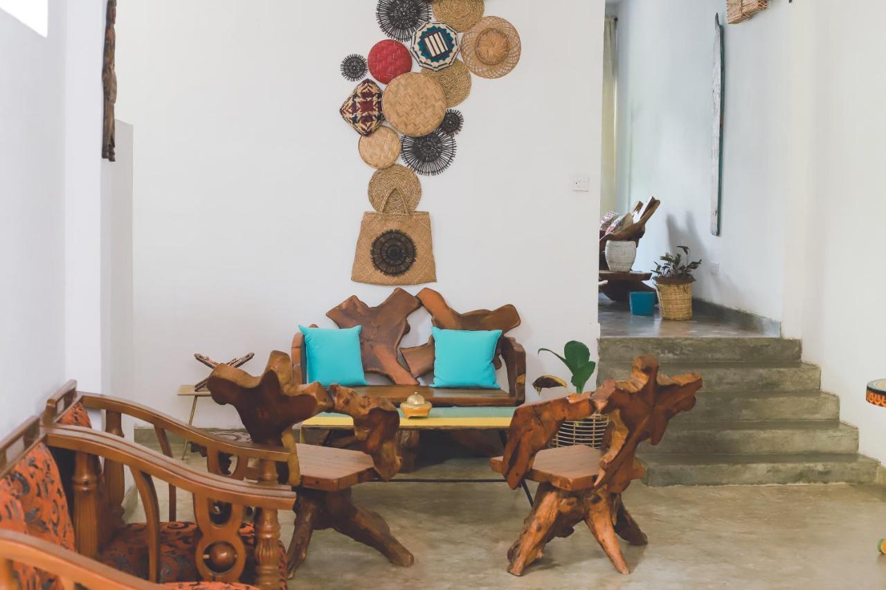 Barefoot Inn Kandy Zewnętrze zdjęcie